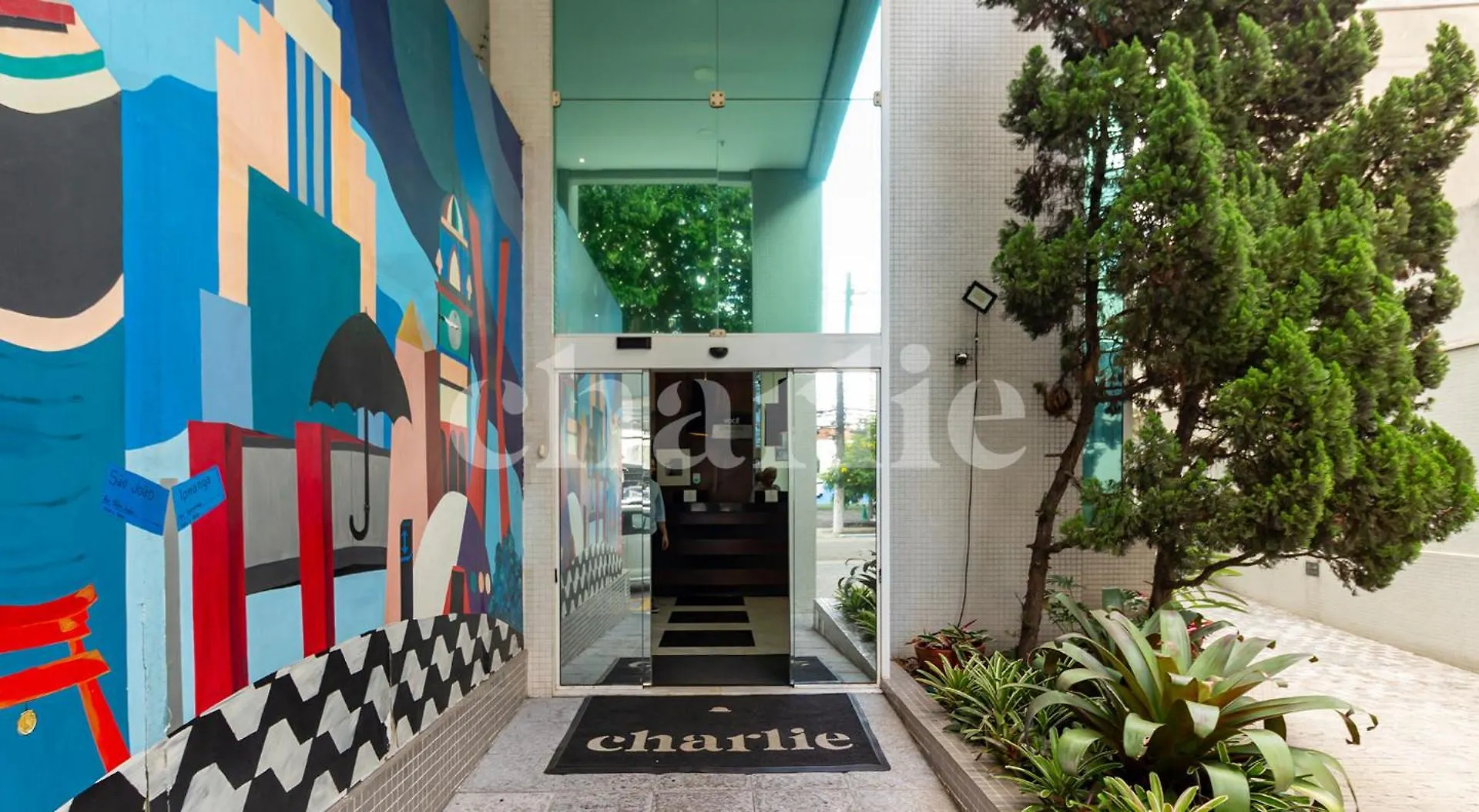 Hotel Paraíso Suítes by Charlie São Paulo